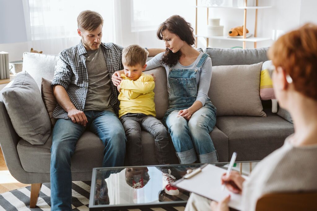 When Should You Opt For Family Counselling and How it Can Help?