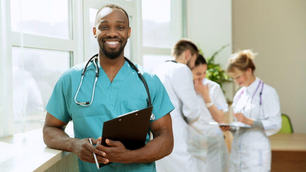 Nurse Practitioners vs. Physicians: What Are the Differences and Similarities?